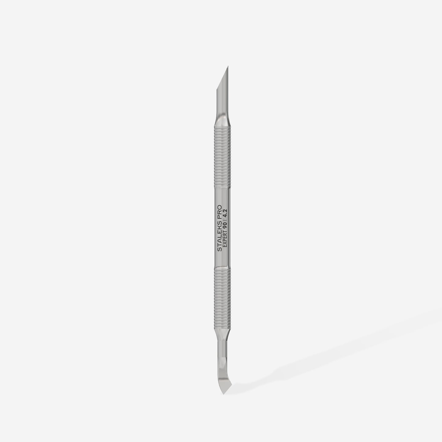 Manicure pusher EXPERT 90 TYPE 4.2 (beveled pusher and bent blade)