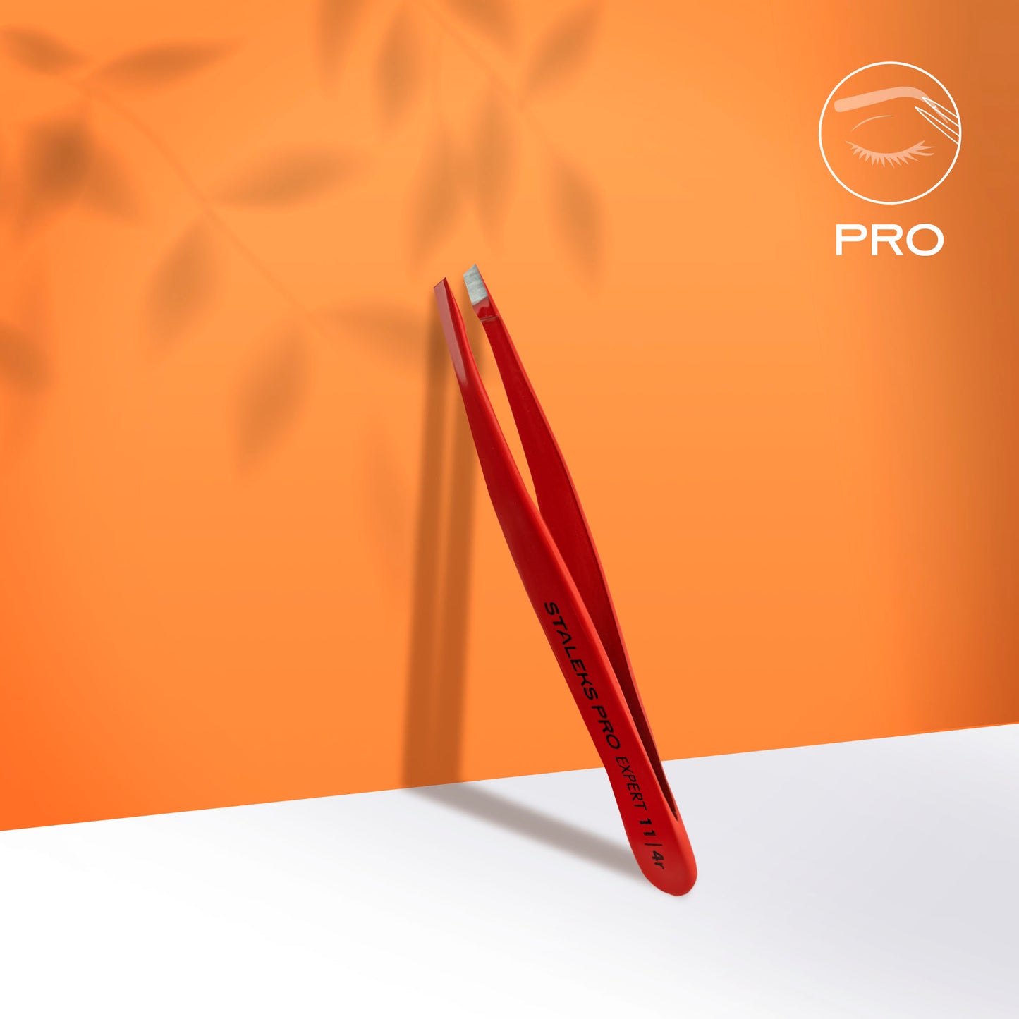Eyebrow tweezers red EXPERT 11 TYPE 4r (narrow beveled)